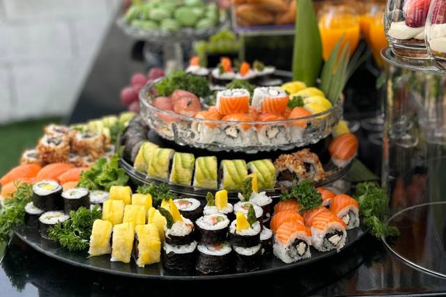 Buffet avec sushis