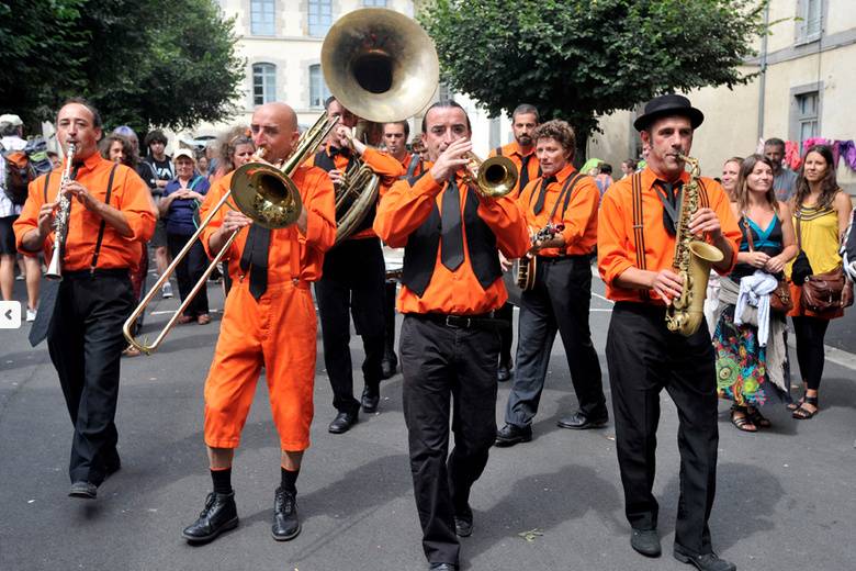 Le S.N.O.B et compagnies