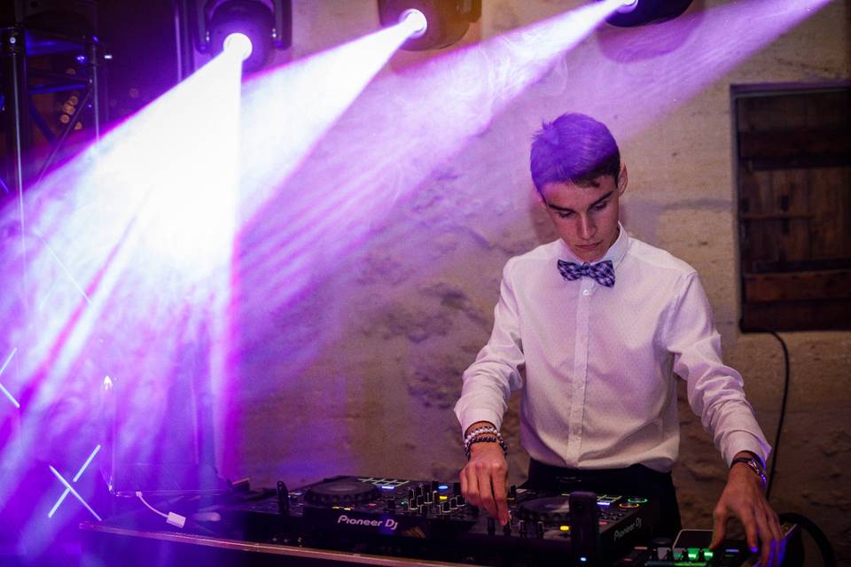 DJING