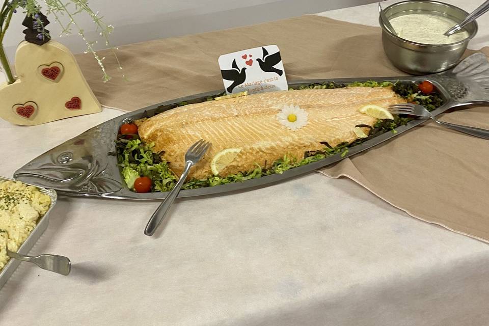 Saumon cuit sauce aneth
