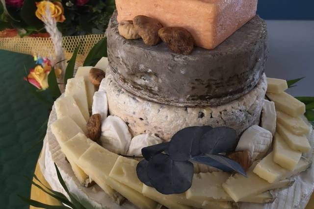 Pièce montée de fromage