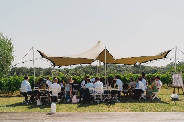 Mariage laïque dans les vignes