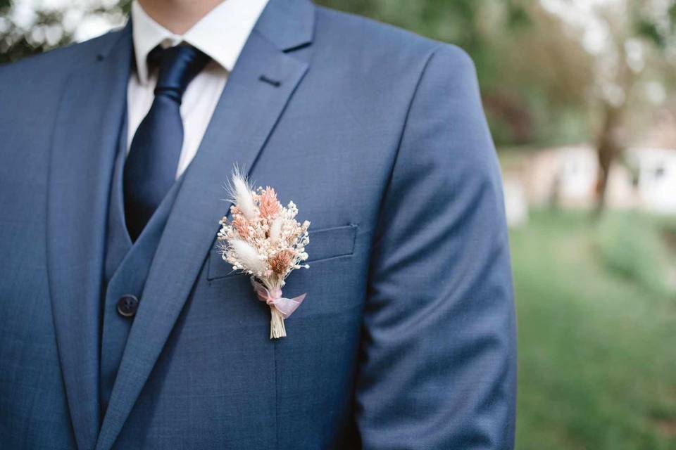 Boutonnière fleurs stabilisées