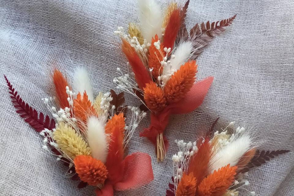 Boutonnières fleurs stabilisée