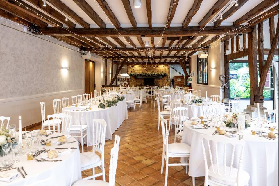 Mariage dans la grange
