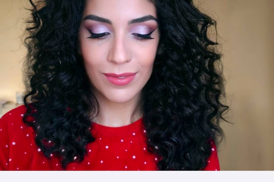 Une essaie deMake-up coiffure