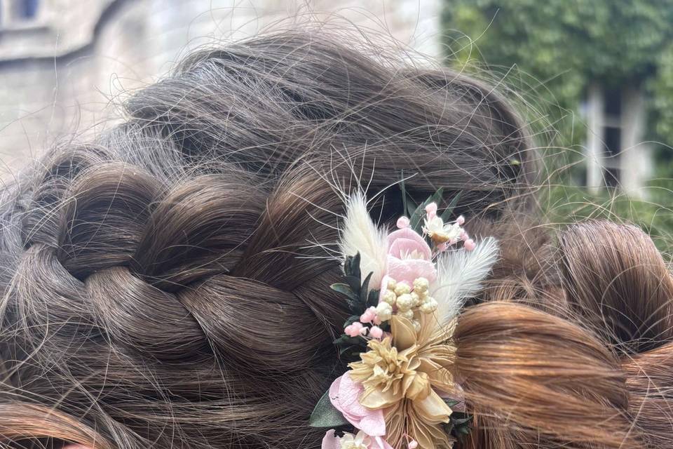 Peigne en fleurs séchées