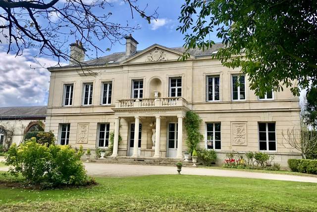 Le Château Des Requêtes