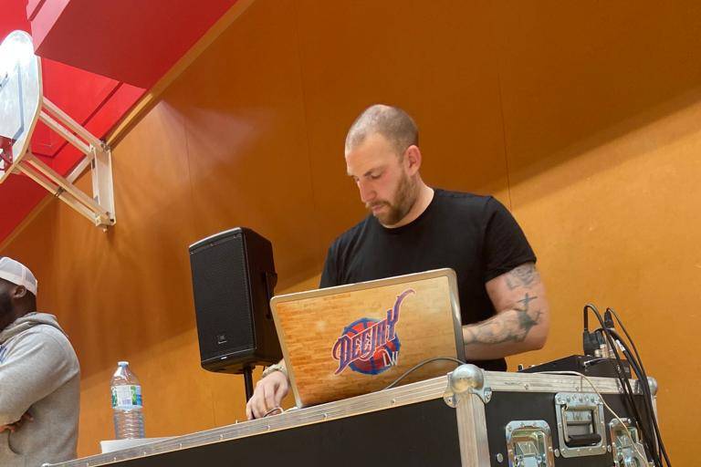 Deejay LW