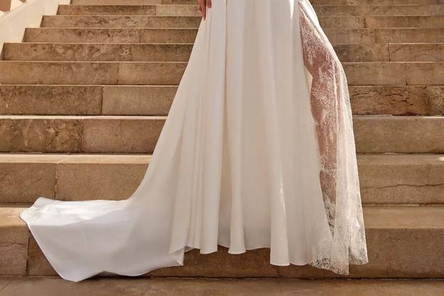 Robe satin dentelle