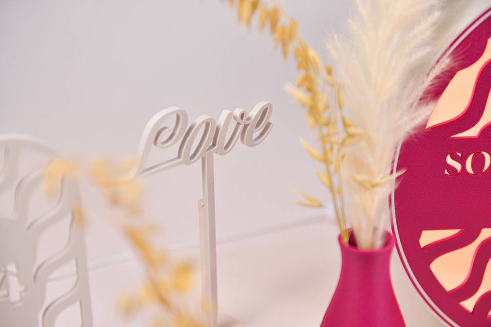 Cake topper