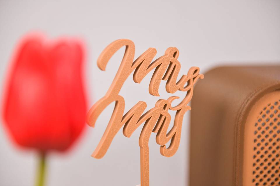 Cake topper