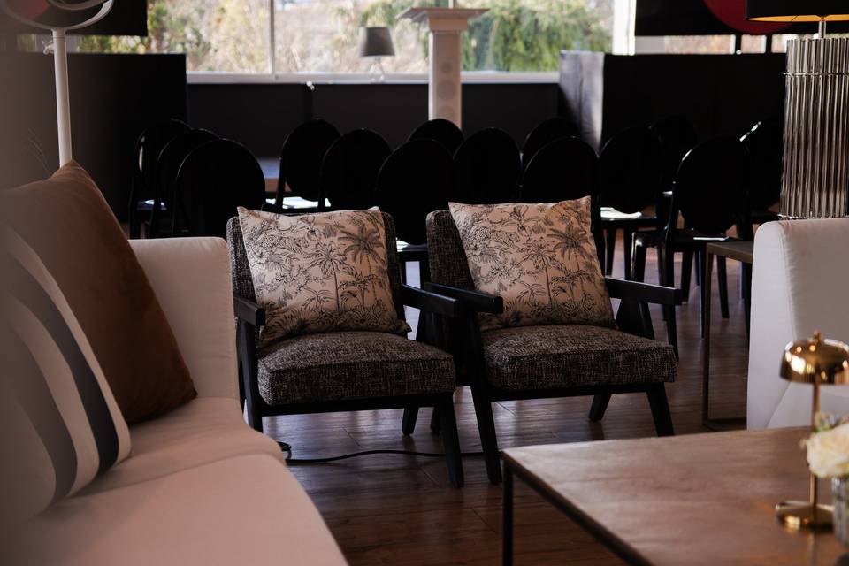 Mobilier red zone