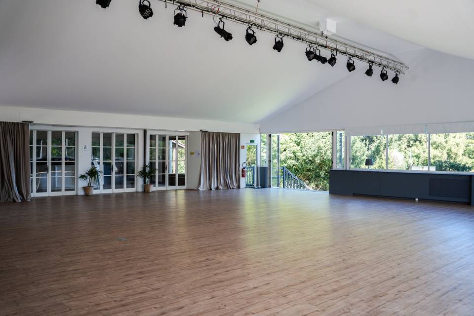 Grande salle vide