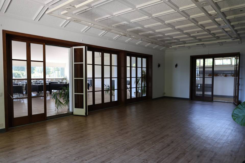 Petite salle 65 m2