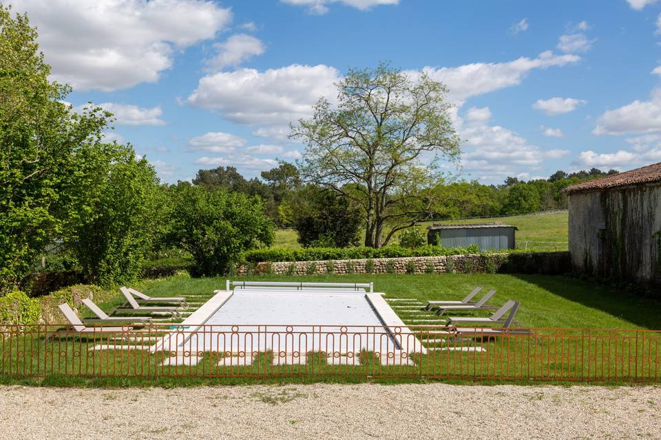 Piscine a disposition sécurisé