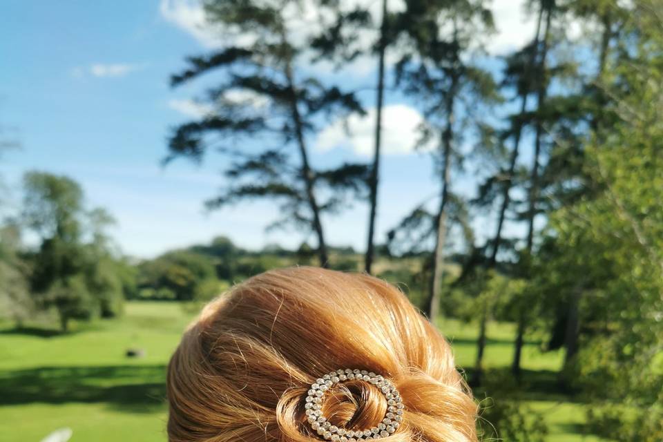 Chignon bas Maman de la Mariée