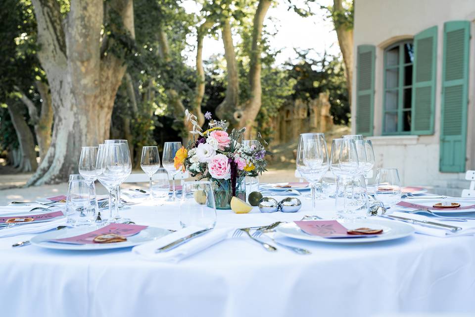 Dîner devant la bastide