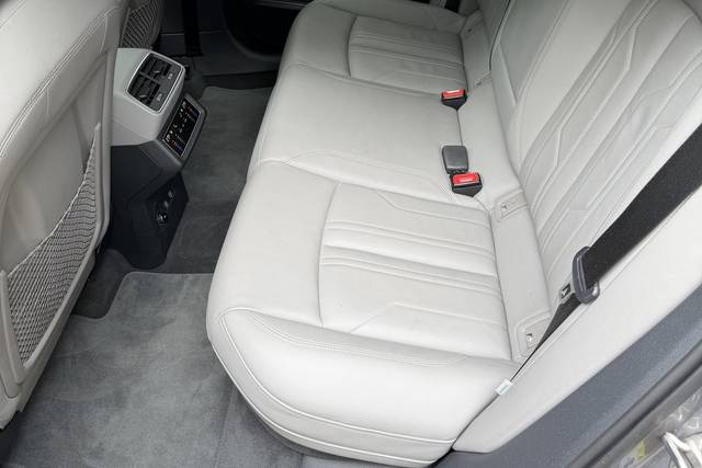 Audi E-Tron Places arrières