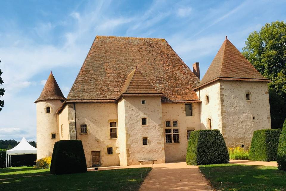 Château de la Rivière