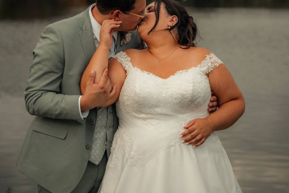 Shooting couple