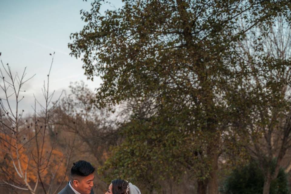 Shooting couple