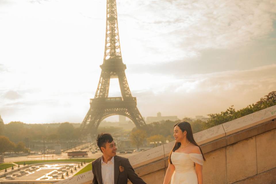 Shooting couple