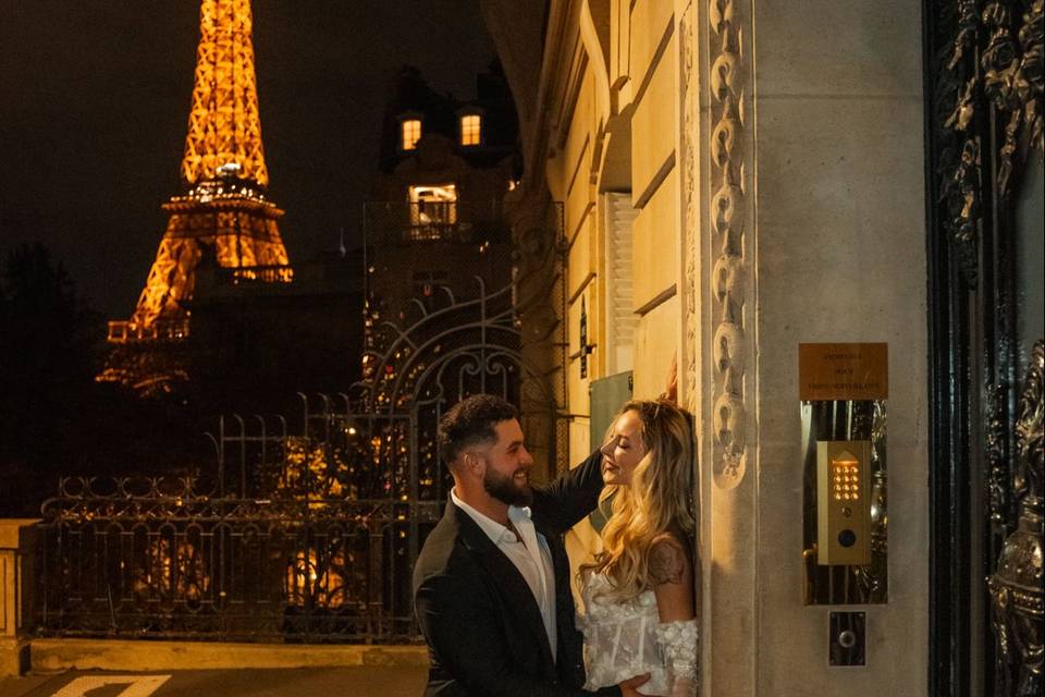 Shooting couple by night