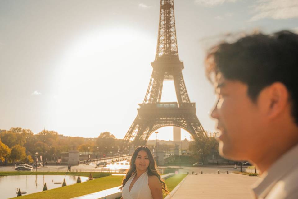 Shooting couple
