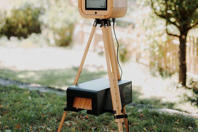 Location photobooth en bois vi