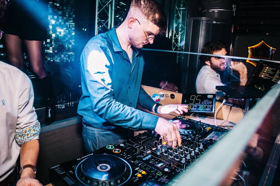 Dj professionnel