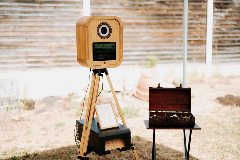 Location photobooth en bois vi