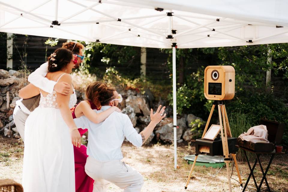 Location photobooth en bois vi