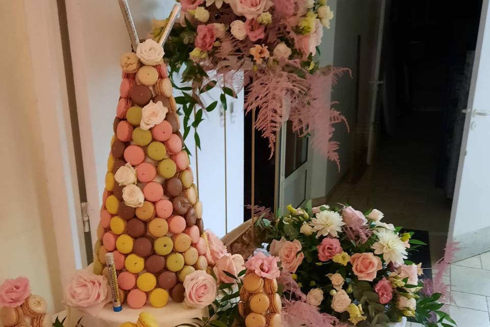 Pièce montée en macaron