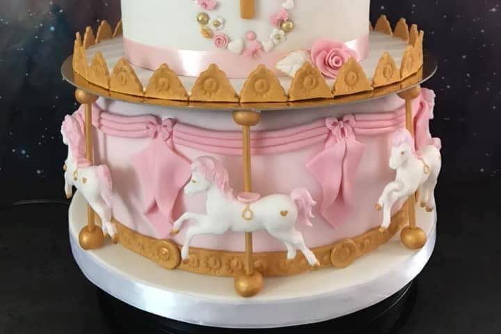 Wedding cakes carousel