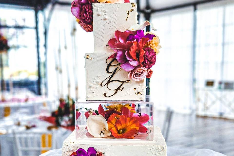 Wedding cake tropical