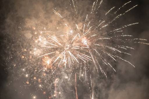 Millétoiles : feu d'artifice