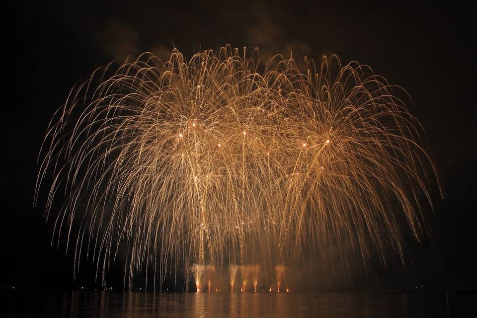 Millétoiles : feu d'artifice