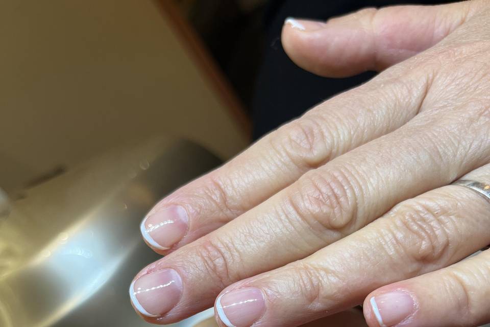 Semi permanent french