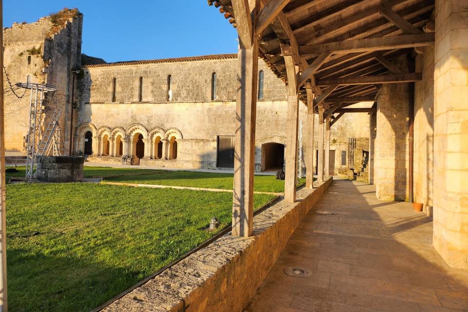 Abbaye de Trizay Mariage 2024