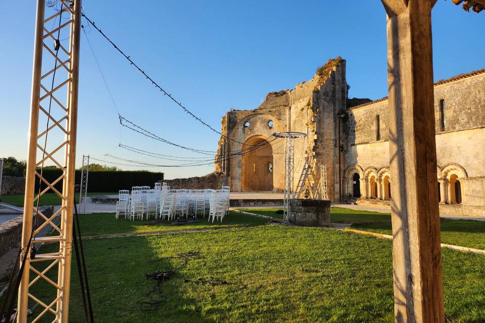 Abbaye de Trizay Mariage 2024