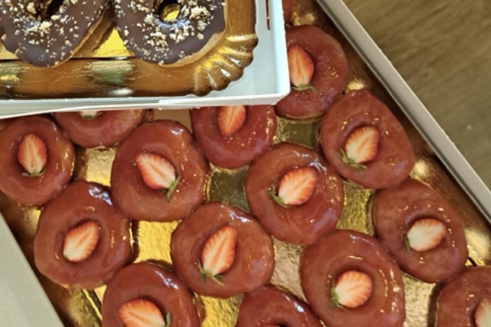 Mini donuts 🍓🍏🌰