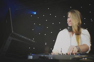 Glue - DJ - Guitar - Live Music