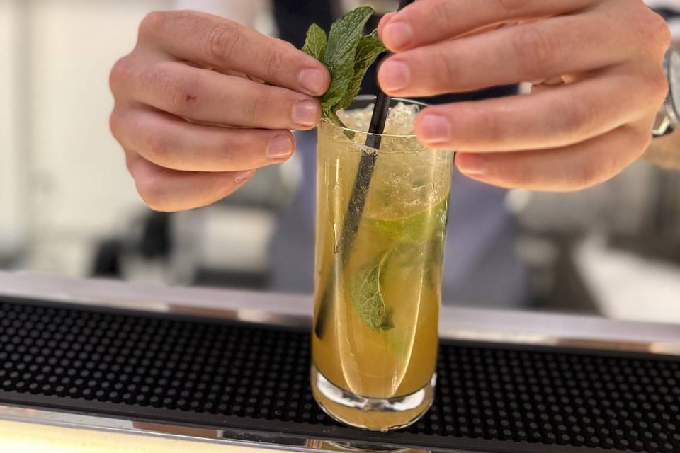 Un cocktail ou un mocktail