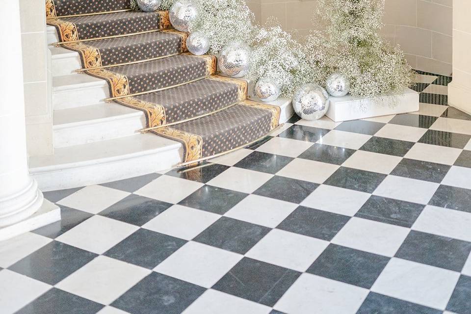 Escalier château Nainville les