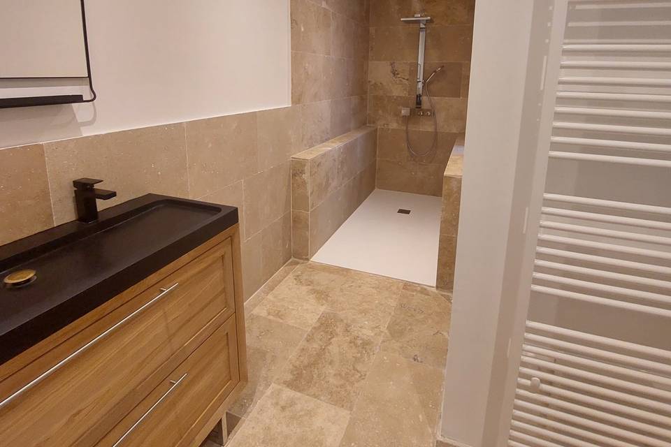 Salle de bain de la suite