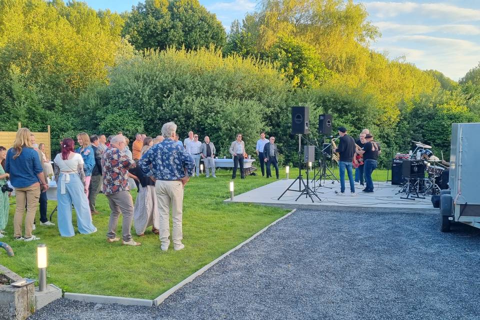 Concert de rock en extérieur