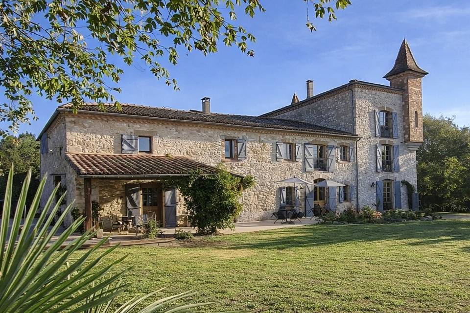 Domaine Des Deux Tours