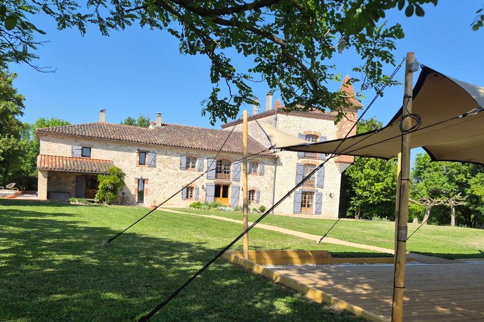 Domaine Des Deux Tours