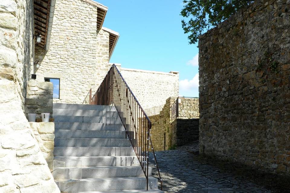 Château du Poët-Célard